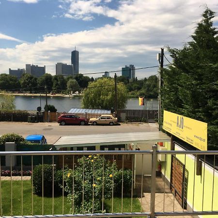 Ajo Vienna Lake View - Contactless Check-In Exterior foto