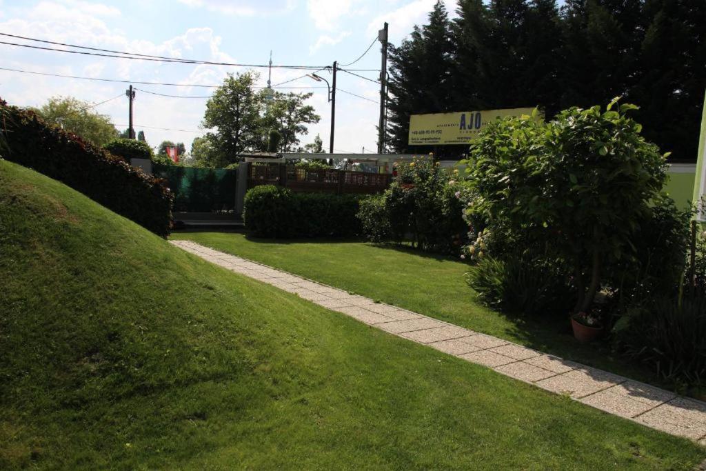 Ajo Vienna Lake View - Contactless Check-In Exterior foto